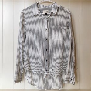 Universal Thread Pinstriped Button Down Shirt!!-MEDIUM